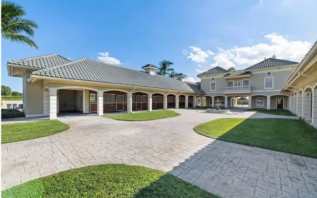 Palm Beach Point Residence photo 21