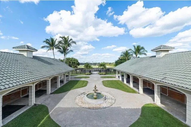 Palm Beach Point Residence photo 23