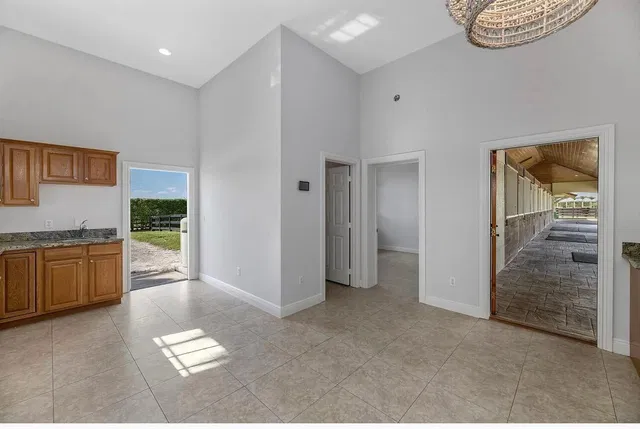 Palm Beach Point Residence photo 28