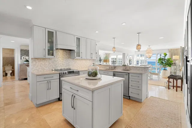 Unit 307-308 photo 16