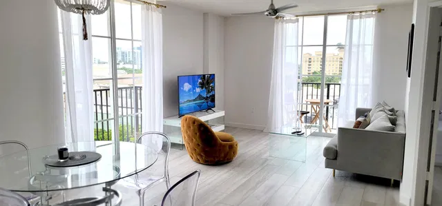 The Tower Condominium at Cityplace Unit 702 photo 3