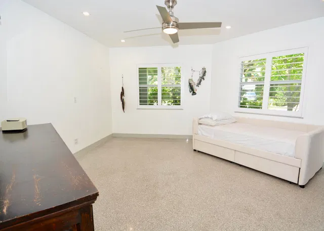 Residence photo 28