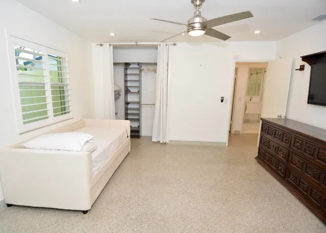Residence photo 30
