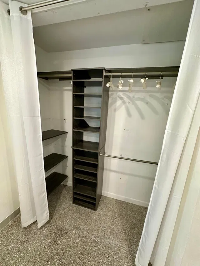 Residence photo 32