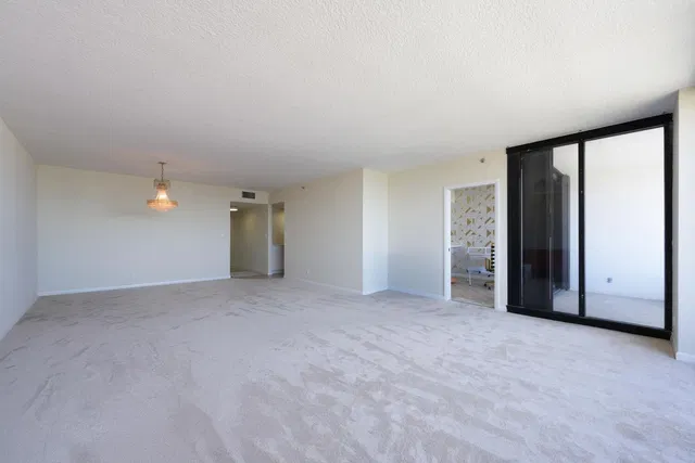 The Plaza of The Palm Beaches Unit 17c photo 17