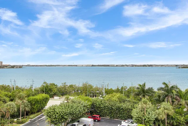 Singer Island Unit 4d photo 12