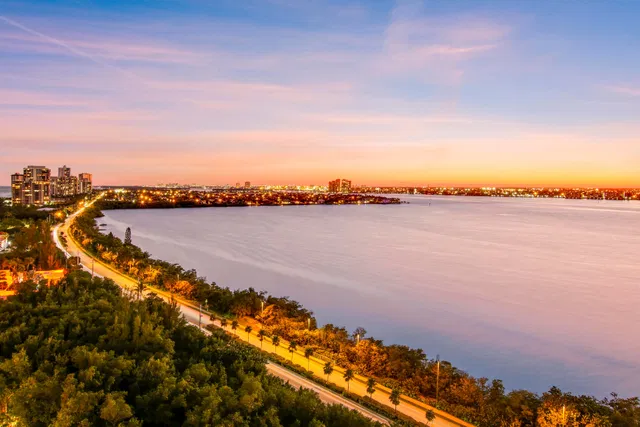 Singer Island Unit 4d photo 14