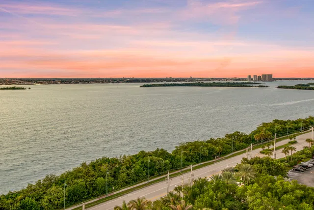 Singer Island Unit 4d photo 15