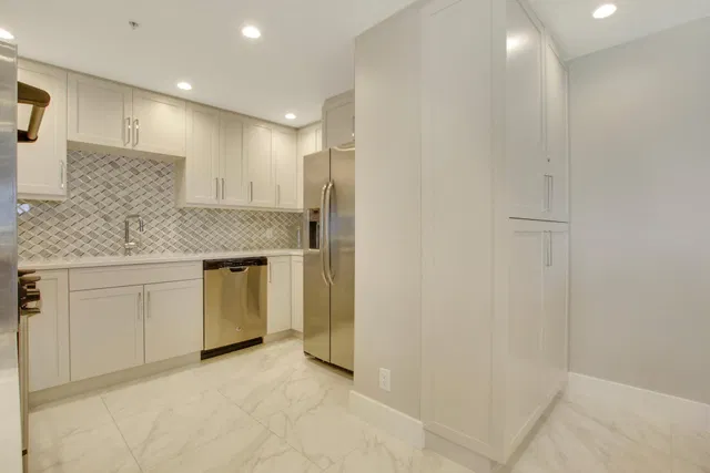 Singer Island Unit 4d photo 27