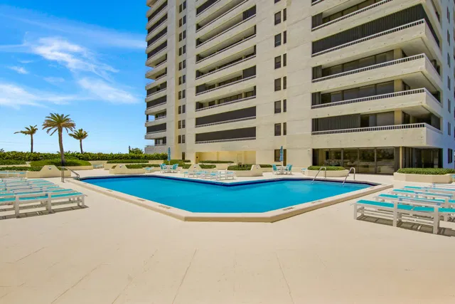 Singer Island Unit 4d photo 32