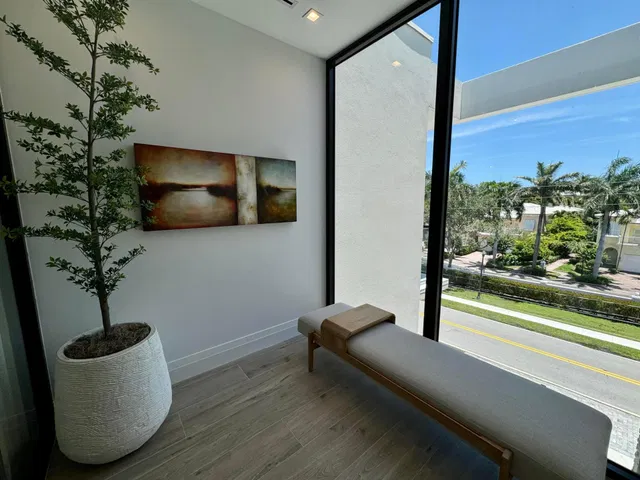1177 Moderne Delray Beach Unit 306 photo 8
