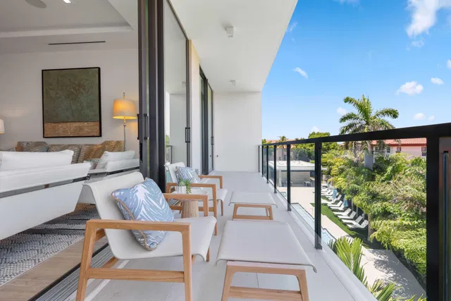 1177 Moderne Delray Beach Unit 306 photo 23