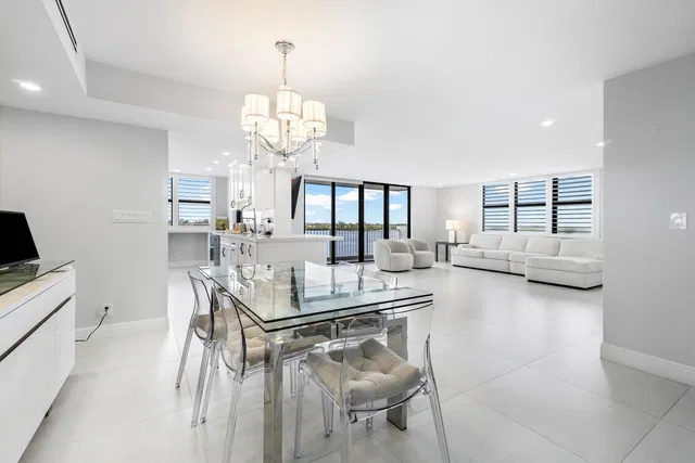 2860 S Ocean Palm Beach Unit 506 photo 5