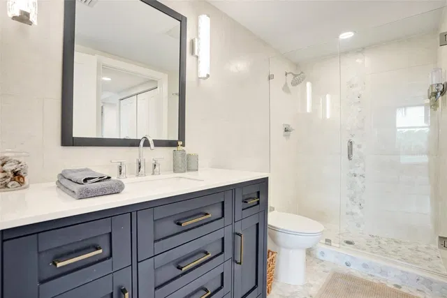 Boynton Beach Club Unit 406 photo 19