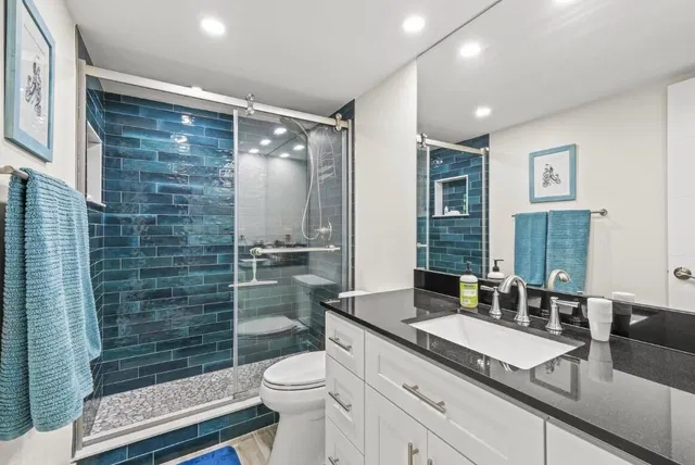 Unit 6103 photo 17