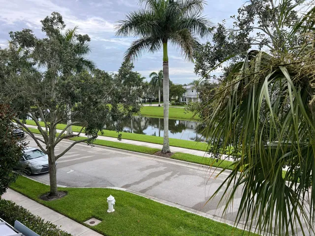 Mallory Creek Abacoa Residence photo 3