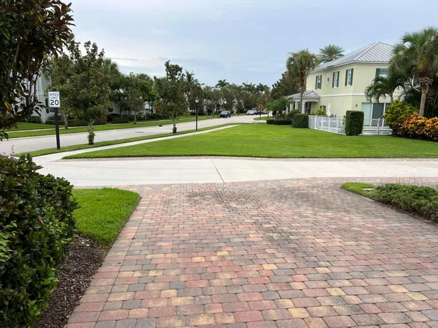 Mallory Creek Abacoa Residence photo 15