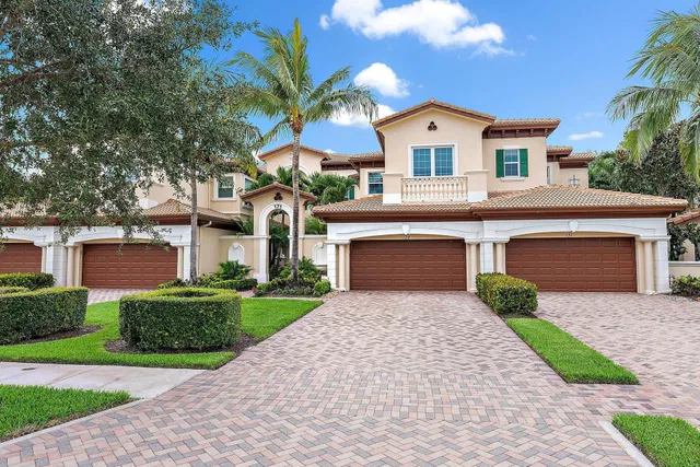 Jupiter Country Club Unit 129 photo 30