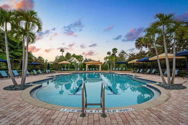 Jupiter Country Club Unit 129 photo 38