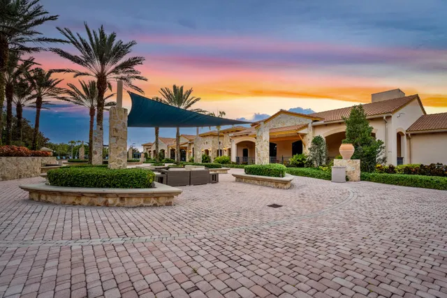 Jupiter Country Club Unit 129 photo 39