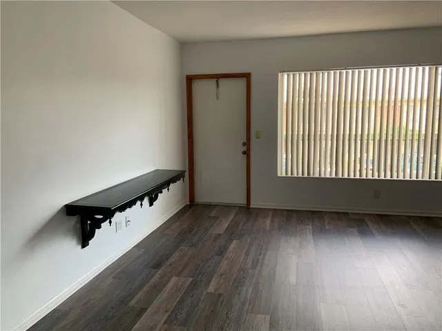 Unit 18 photo 2