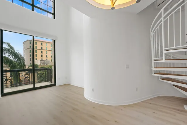 One City Plaza Unit 211 photo 3