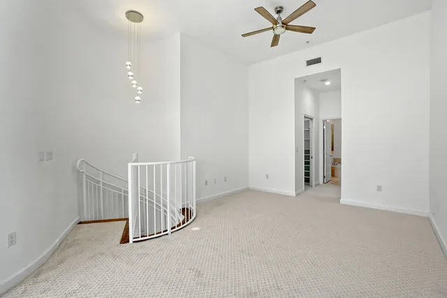 One City Plaza Unit 211 photo 14
