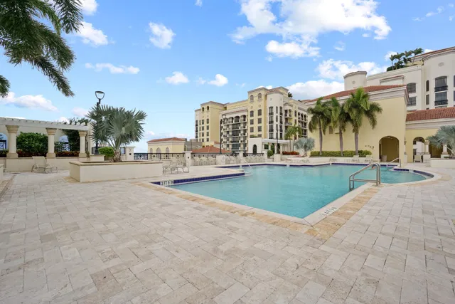 One City Plaza Unit 211 photo 25