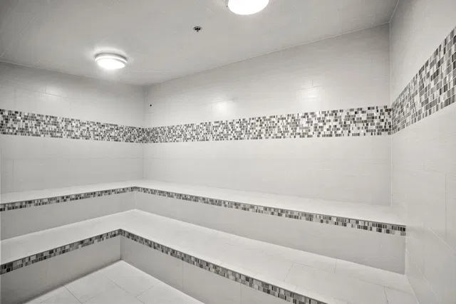 One City Plaza Unit 211 photo 28