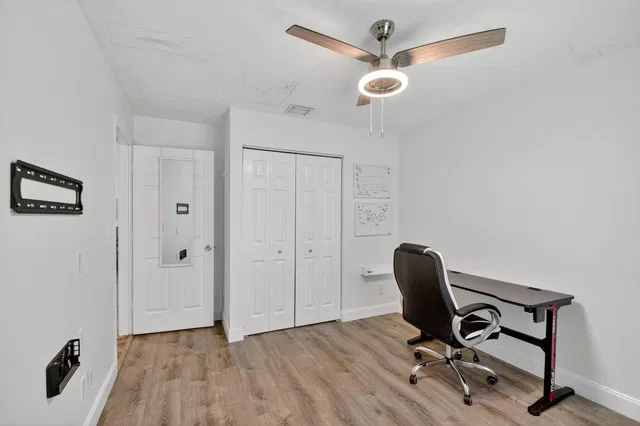  Residence photo 26
