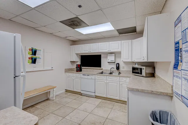  Residence photo 64