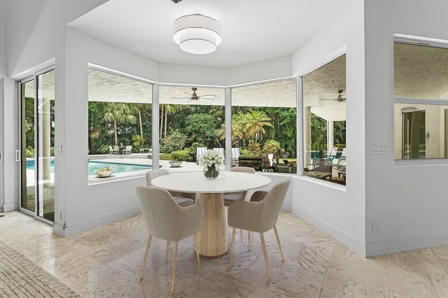 Frenchman's Creek Residence photo 11