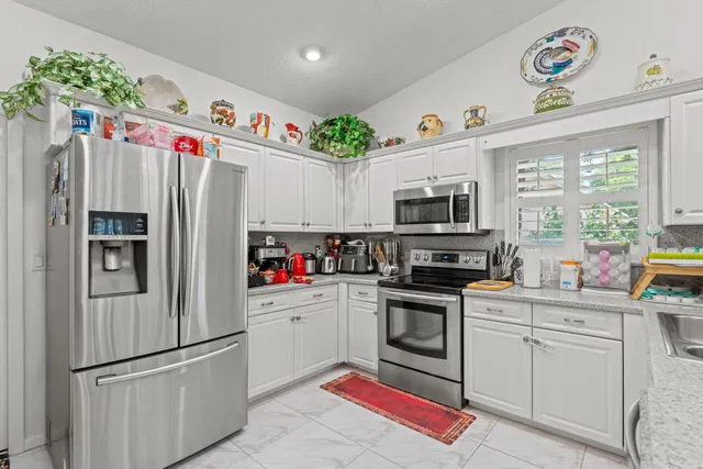 Residence photo 15