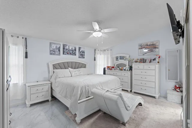 Residence photo 27