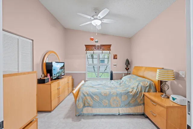Residence photo 35