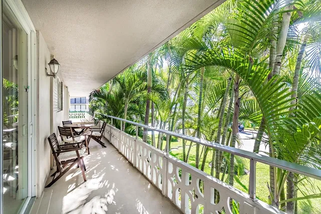 139 Sunrise Avenue #202