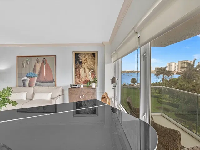 Boca Raton Unit 4e photo 9