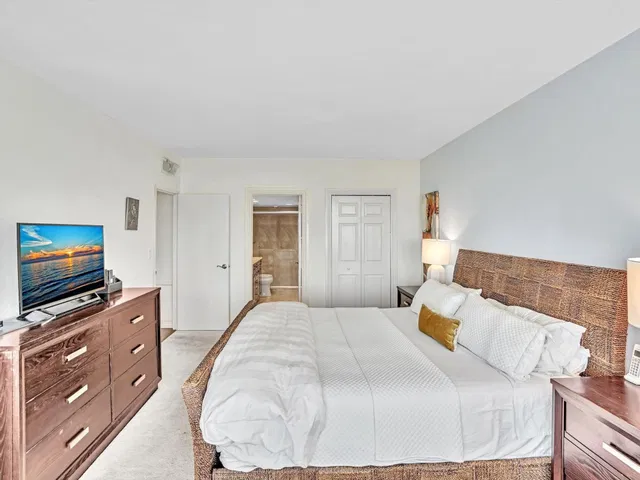 Boca Raton Unit 4e photo 32