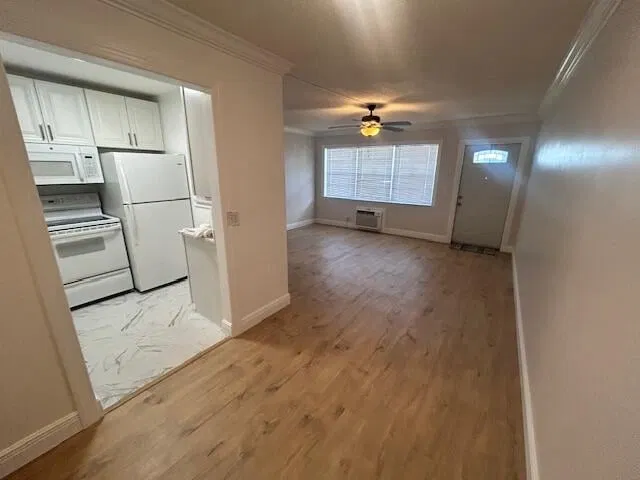 Residence photo 5