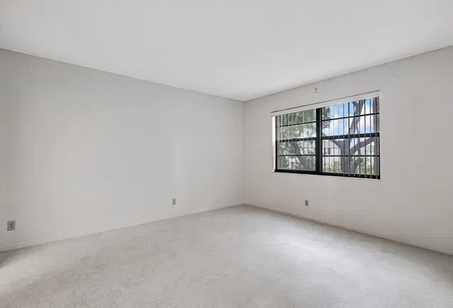 Unit 206 photo 12