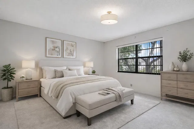 Unit 206 photo 13