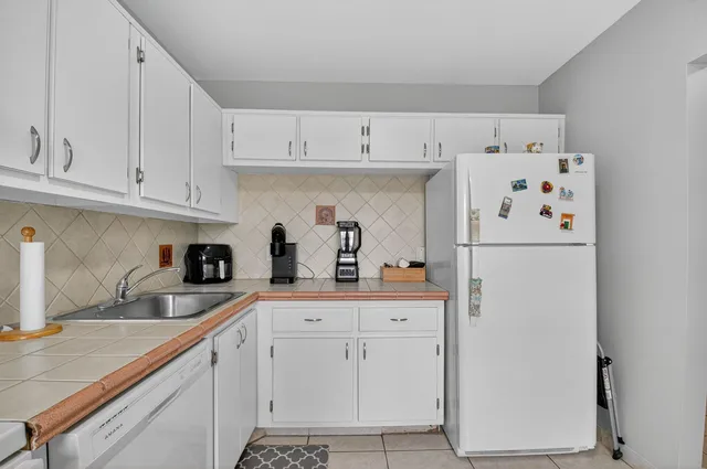 Boca Lago Country Club Homes Unit 8f photo 9