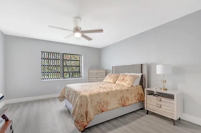 Boca Lago Country Club Homes Unit 8f photo 16