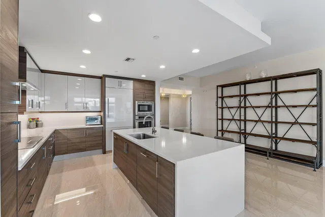 Azure Palm Beach Gardens Unit 501 photo 2