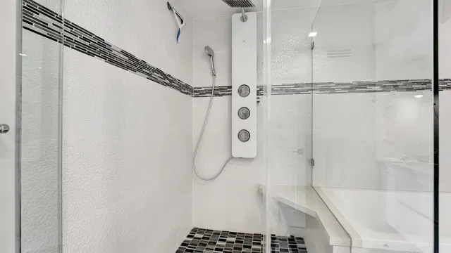 Barclay Condo Unit 418 photo 17