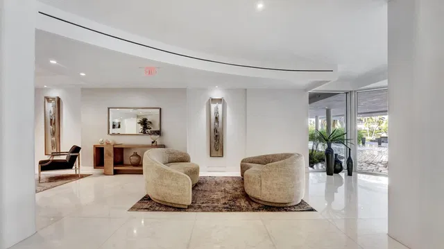 Barclay Condo Unit 418 photo 23