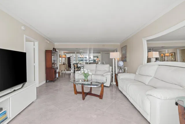 2760 S Ocean Palm Beach Unit 313 photo 8