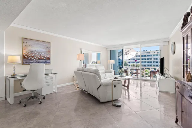 2760 S Ocean Palm Beach Unit 313 photo 9