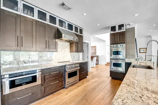  Residence photo 11