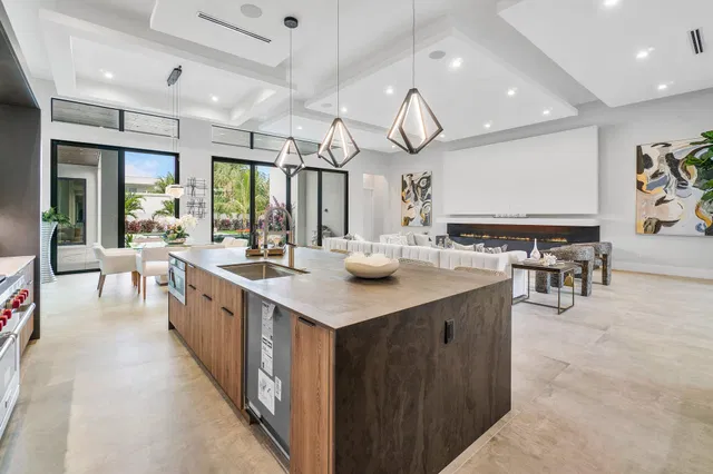 SoSo West Palm Beach Residence photo 11